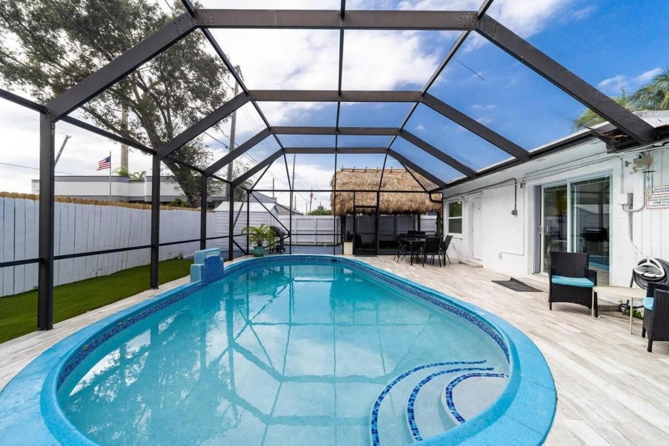 Private Heated Pool Villa In Ftl Near Beach Fort Lauderdale Bagian luar foto