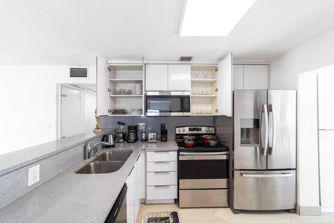 Private Heated Pool Villa In Ftl Near Beach Fort Lauderdale Bagian luar foto