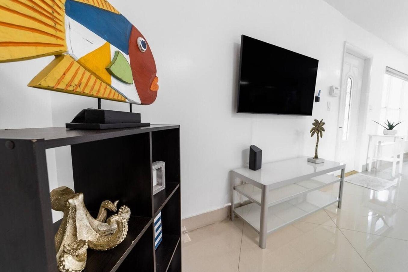 Private Heated Pool Villa In Ftl Near Beach Fort Lauderdale Bagian luar foto