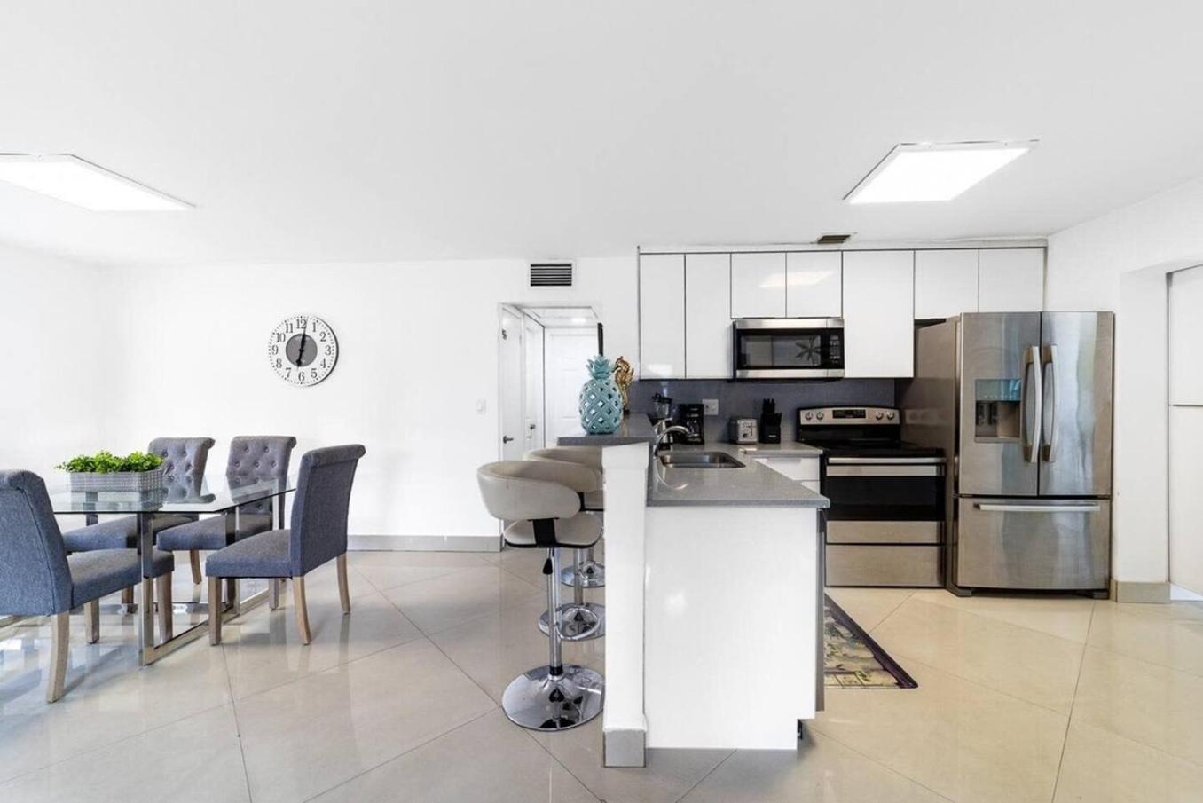 Private Heated Pool Villa In Ftl Near Beach Fort Lauderdale Bagian luar foto