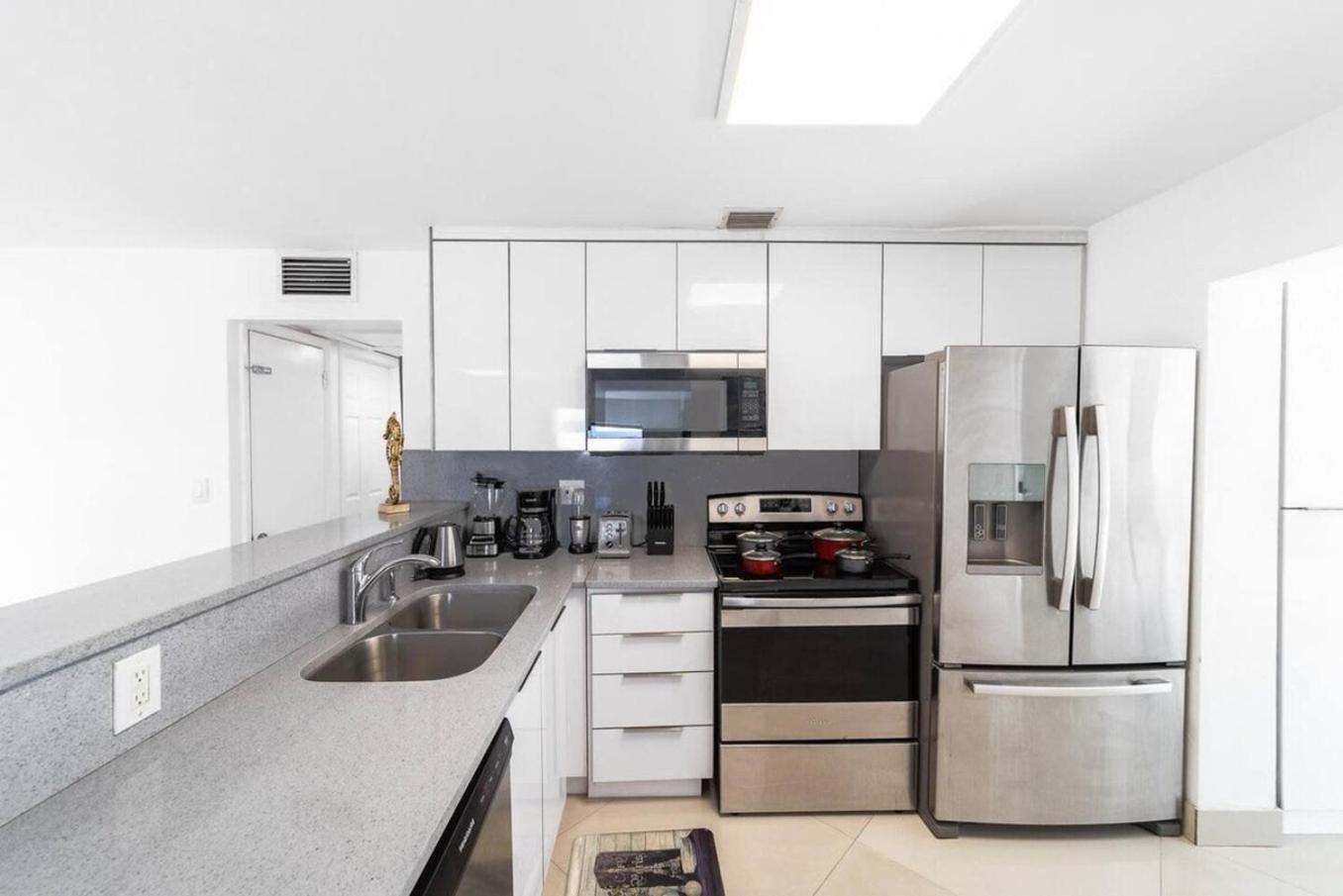 Private Heated Pool Villa In Ftl Near Beach Fort Lauderdale Bagian luar foto